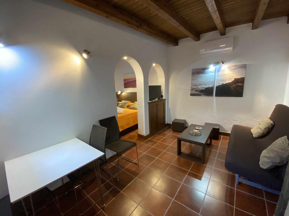 Estudio con jardincito privado barbacoa y piscina compartida para parejas Cádiz Exterior foto